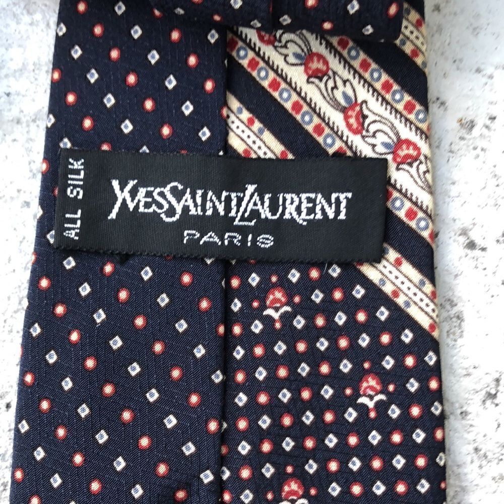 Collection of ties   - Picture 4 of 7